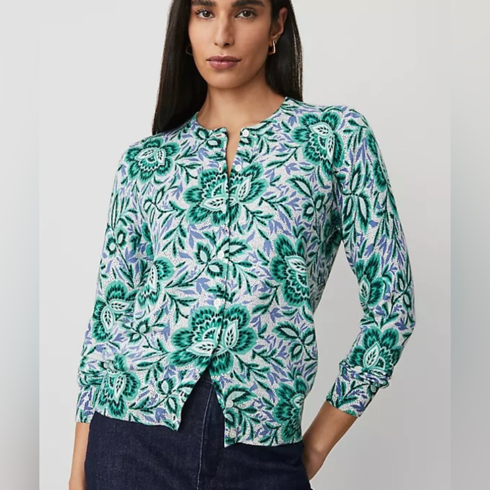 Ann Taylor floral cardigan small new